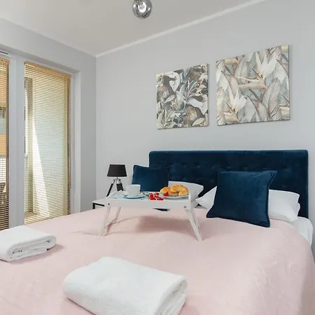 Kasprowicza By Renters Apartment *