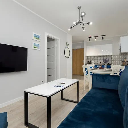 Kasprowicza By Renters Apartment